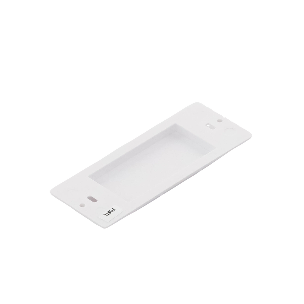 Placa ciega de pared color blanco